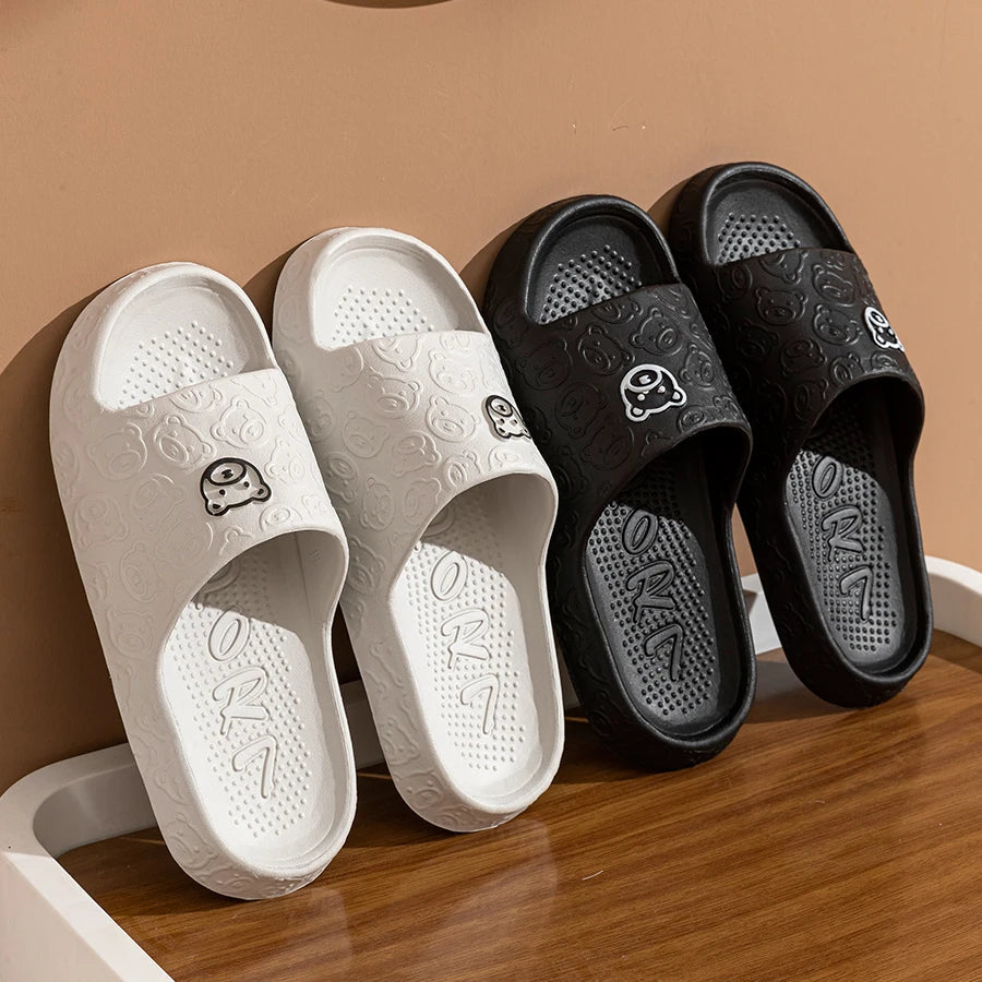 Summer Fashion Men's Slippers Printting Little Bear Sandals Indoor Bathroom Non-slip Soft Women Dormitory Casual Shoes Couple Ghost District