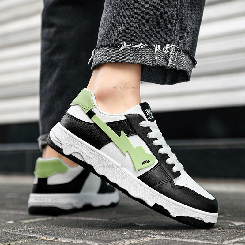 Women Shoes Men Retro Street Heart Pattern Skateboard Shoes Y2K Fashion Sneakers Couple Students Outdoor Sports Casual Shoes - Ghost District