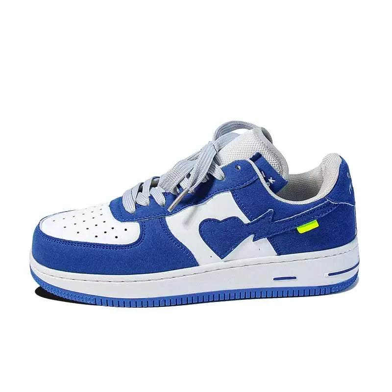 Women Shoes Men Retro Street Heart Pattern Skateboard Shoes Y2K Fashion Sneakers Couple Students Outdoor Sports Casual Shoes - Ghost District
