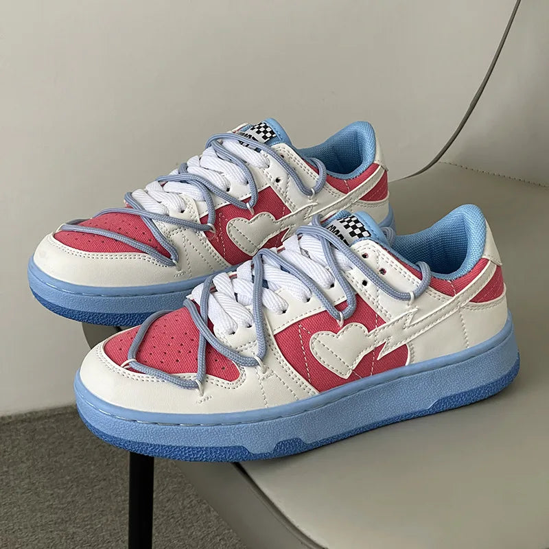 Women Shoes Men Retro Street Heart Pattern Skateboard Shoes Y2K Fashion Sneakers Couple Students Outdoor Sports Casual Shoes - Ghost District