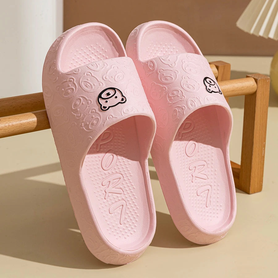 Summer Fashion Men's Slippers Printting Little Bear Sandals Indoor Bathroom Non-slip Soft Women Dormitory Casual Shoes Couple Ghost District