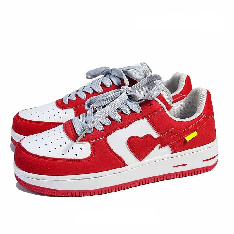 Women Shoes Men Retro Street Heart Pattern Skateboard Shoes Y2K Fashion Sneakers Couple Students Outdoor Sports Casual Shoes - Ghost District