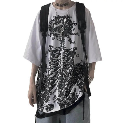 Men T-shirts 2023 Summer Streetwear High Street Gothic Skull Tshirt Loose Oversized Short-sleeved T shirt Dark Anime Men Y2k Top Ghost District